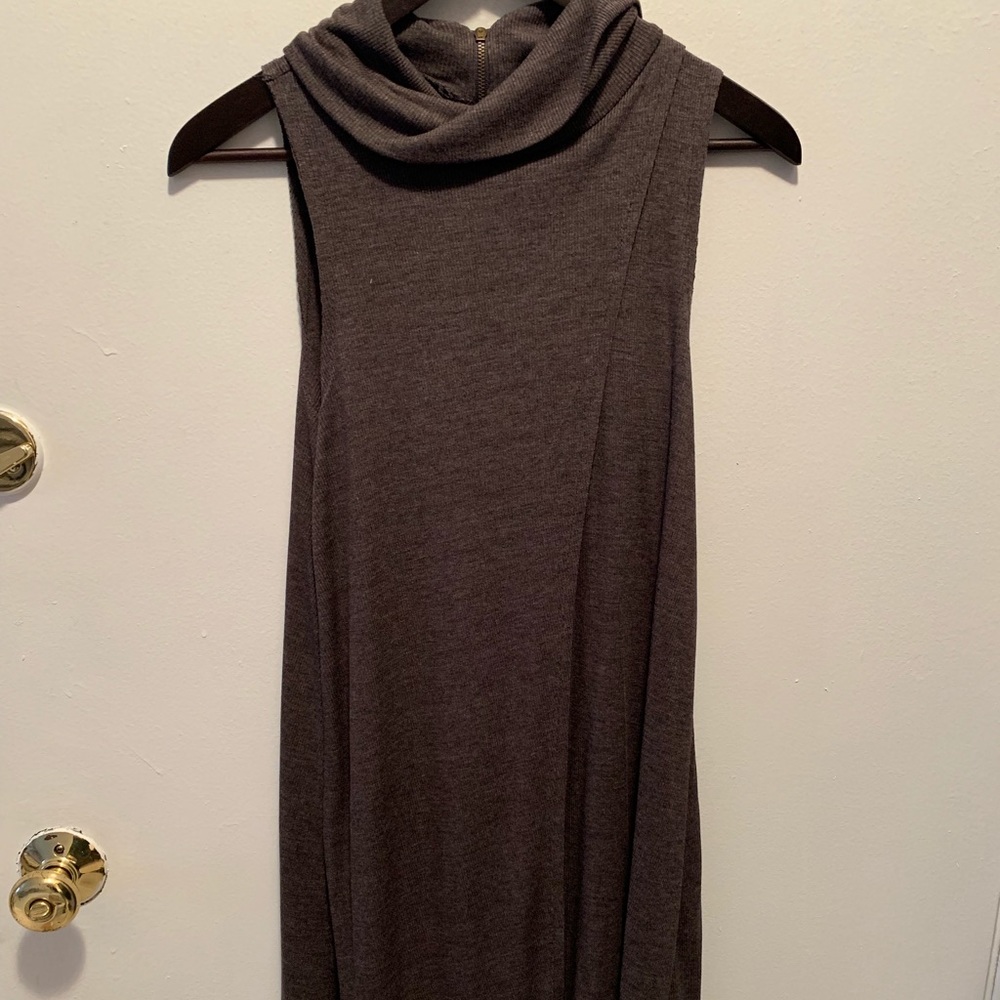 Brown dress